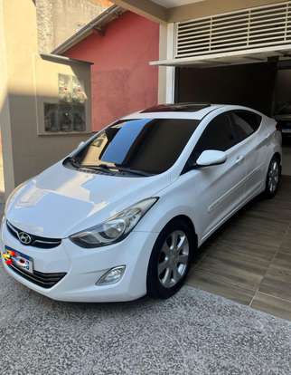 HYUNDAI-ELANTRA-2012