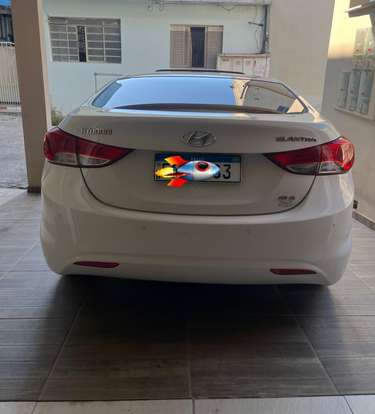 HYUNDAI-ELANTRA-2012
