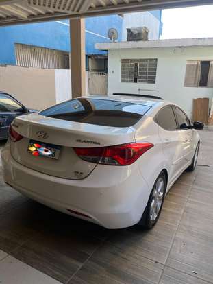 HYUNDAI-ELANTRA-2012