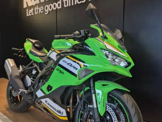 KAWASAKI-NINJA ZX-4RR KAWASAKI-NINJA ZX-4RR-2025