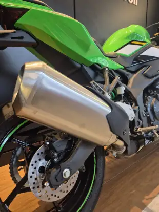 KAWASAKI-NINJA ZX-4RR KAWASAKI-NINJA ZX-4RR-2025