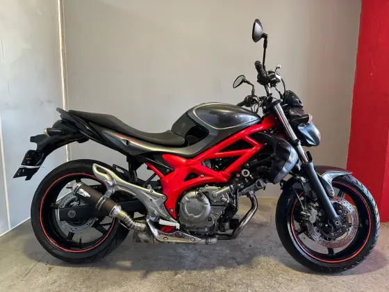 SUZUKI GLADIUS 