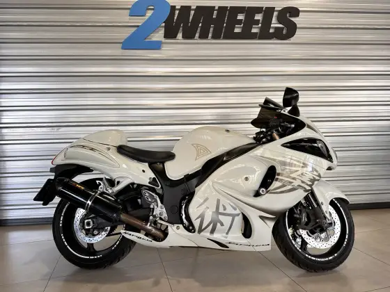 SUZUKI GSX 1300R HAYABUSA 