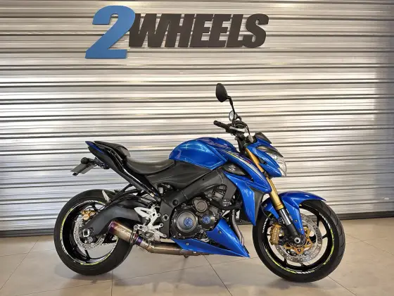 SUZUKI GSX-S1000 ABS SUZUKI GSX-S1000 ABS