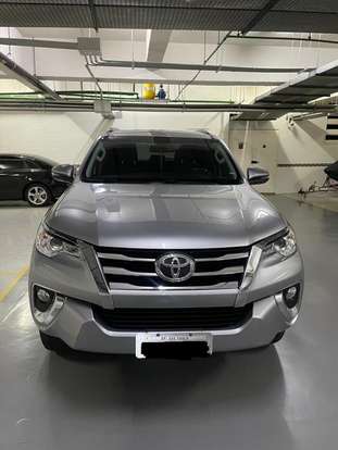 TOYOTA-HILUX SW4-2.7 SRV 7 LUGARES 4X2 16V FLEX 4P AUTOMÁTICO TOYOTA-HILUX SW4-2018