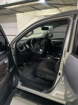 TOYOTA-HILUX SW4-2.7 SRV 7 LUGARES 4X2 16V FLEX 4P AUTOMÁTICO TOYOTA-HILUX SW4-2018