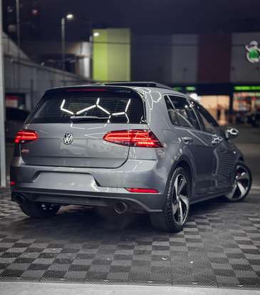 VOLKSWAGEN-GOLF-2.0 350 TSI GASOLINA GTI DSG VOLKSWAGEN-GOLF-2019
