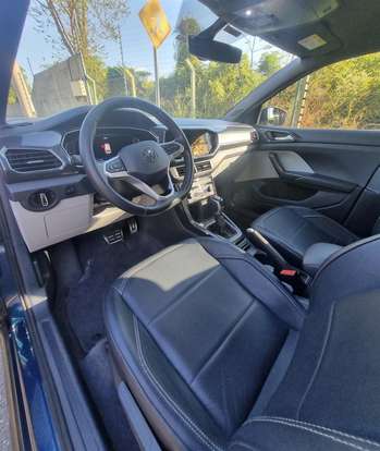 VOLKSWAGEN-T-CROSS-2021