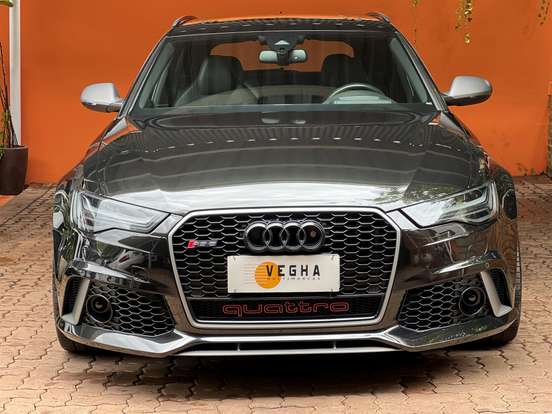 AUDI-RS6-2018