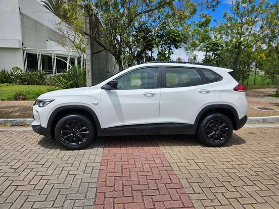 CHEVROLET-TRACKER-2021