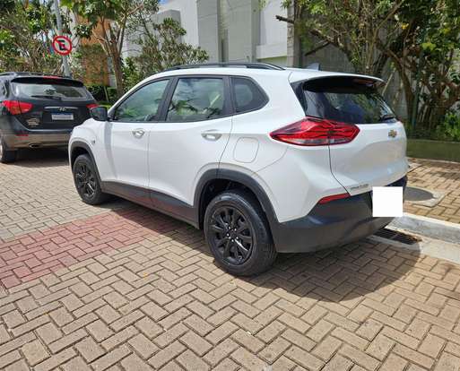 CHEVROLET-TRACKER-2021