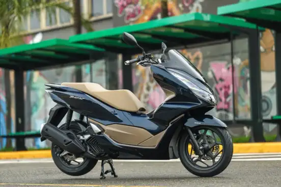HONDA-PCX 160 DLX-2025