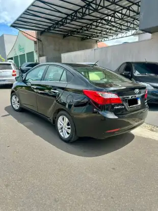 HYUNDAI-HB20S-2015