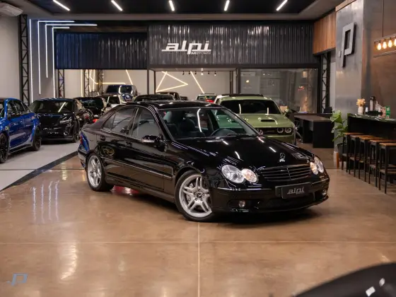 MERCEDES-BENZ C 55 AMG 5.5 SEDAN V8 GASOLINA 4P AUTOMÁTICO