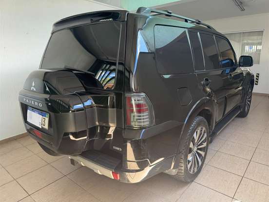 MITSUBISHI-PAJERO FULL-3.2 HPE 4X4 16V TURBO INTERCOOLER DIESEL 4P AUTOMÁTICO MITSUBISHI-PAJERO FULL-2015