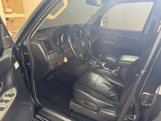 MITSUBISHI-PAJERO FULL-2015