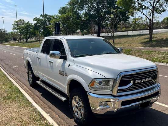 RAM-2500-6.7 LARAMIE 4X4 CD I6 TURBO DIESEL 4P AUTOMÁTICO RAM-2500-2016