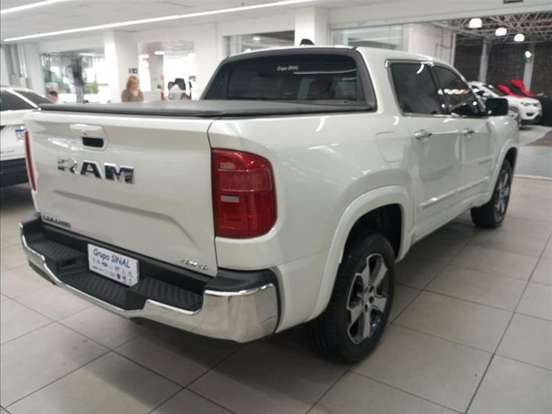 RAM-RAMPAGE-2.0 TURBO DIESEL LARAMIE 4X4 AUTOMÁTICO RAM-RAMPAGE-2024