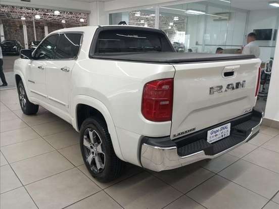 RAM-RAMPAGE-2.0 TURBO DIESEL LARAMIE 4X4 AUTOMÁTICO RAM-RAMPAGE-2024