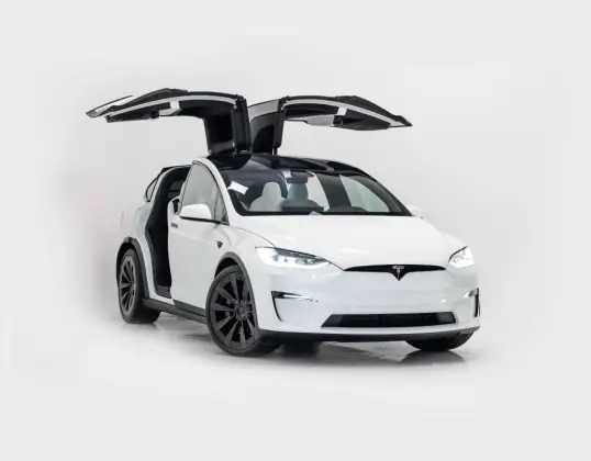 TESLA MODEL X ELÉTRICO PLAID