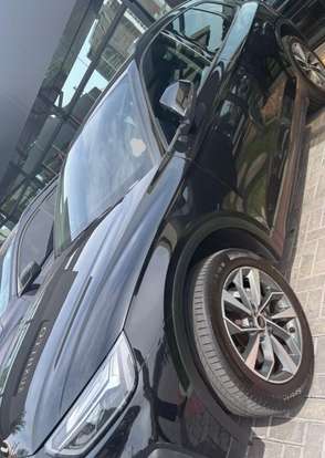 AUDI-Q5-2022