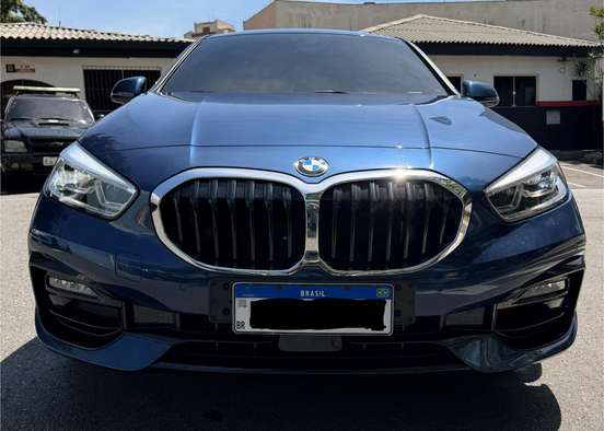 BMW-118i-2022