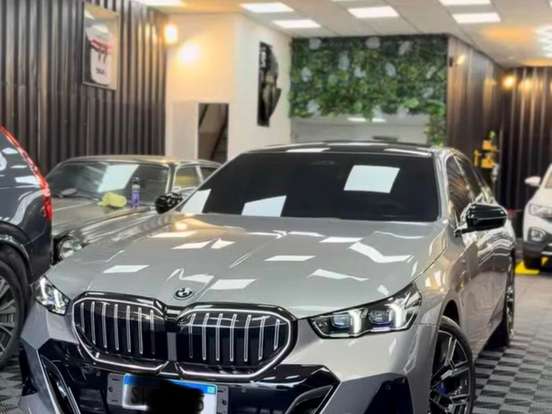 BMW-530e-2.0 TWINPOWER PHEV M SPORT AUTOMÁTICO BMW-530e-2024