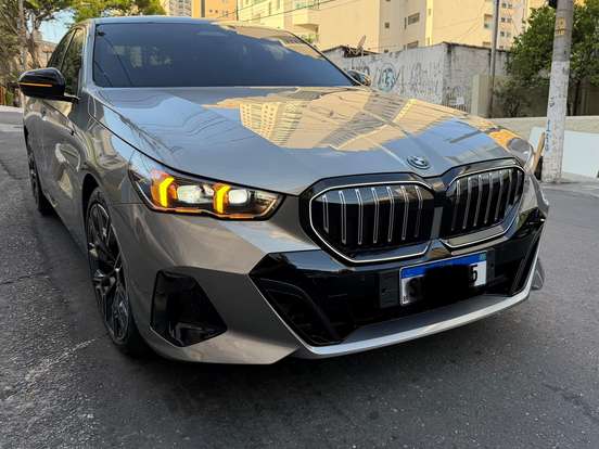 BMW-530e-2.0 TWINPOWER PHEV M SPORT AUTOMÁTICO BMW-530e-2024