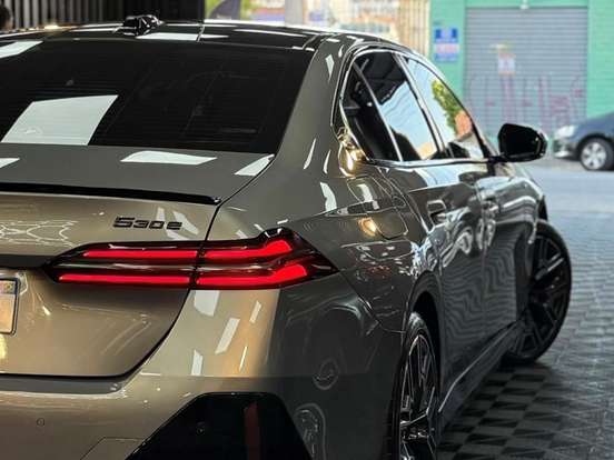 BMW-530e-2.0 TWINPOWER PHEV M SPORT AUTOMÁTICO BMW-530e-2024