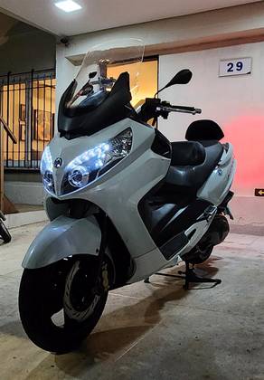 DAFRA MAXSYM 400i 