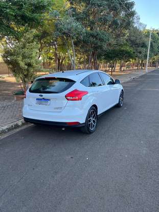 FORD-FOCUS-2016