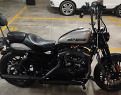 HARLEY-DAVIDSON SPORTSTER ROADSTER HARLEY-DAVIDSON SPORTSTER ROADSTER