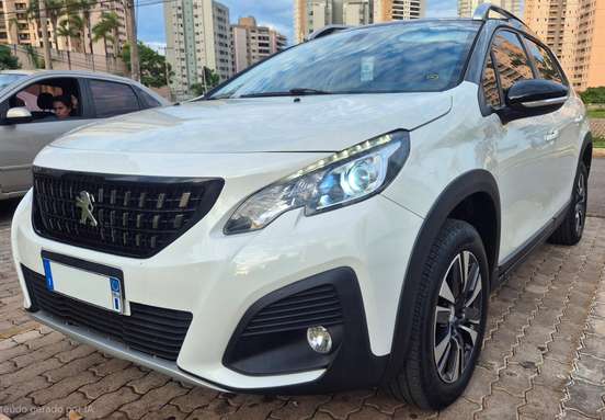 PEUGEOT-2008-2022