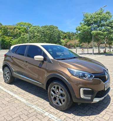 RENAULT-CAPTUR-2017