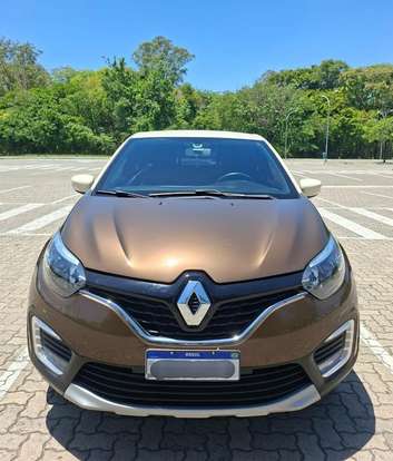 RENAULT-CAPTUR-2017