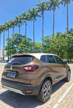 RENAULT-CAPTUR-2017