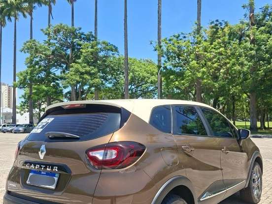 RENAULT-CAPTUR-1.6 16V SCE FLEX LIFE X-TRONIC RENAULT-CAPTUR-2017