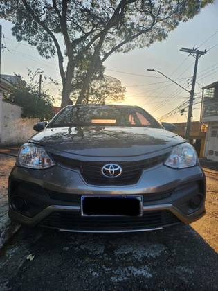 TOYOTA ETIOS 1.5 XS SEDAN 16V FLEX 4P AUTOMÁTICO