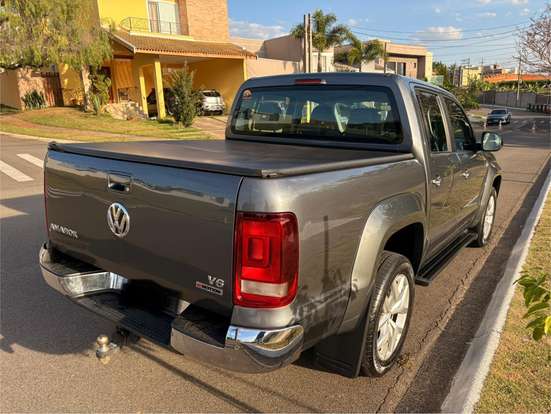 VOLKSWAGEN-AMAROK-3.0 V6 TDI DIESEL HIGHLINE CD 4MOTION AUTOMÁTICO VOLKSWAGEN-AMAROK-2019