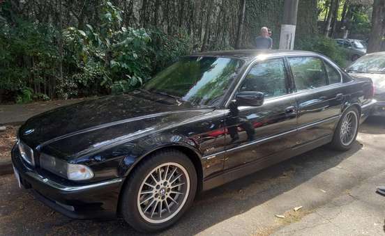 BMW-750i-5.4 HIGHLINE V12 24V GASOLINA 4P AUTOMÁTICO BMW-750i-1998