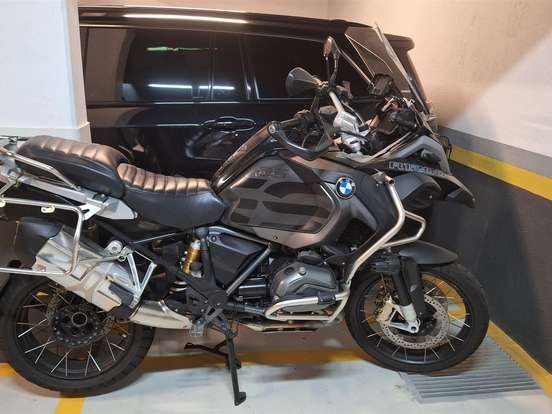 BMW-R 1200 GS ADVENTURE BMW-R 1200 GS ADVENTURE-2019