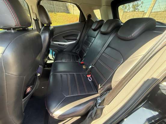 FORD-ECOSPORT-2015