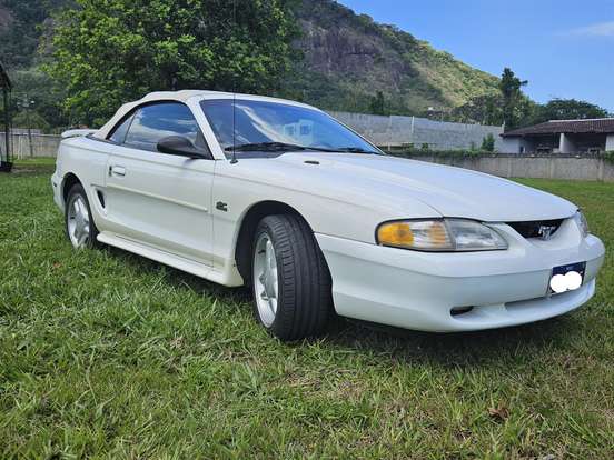 FORD-MUSTANG-1995