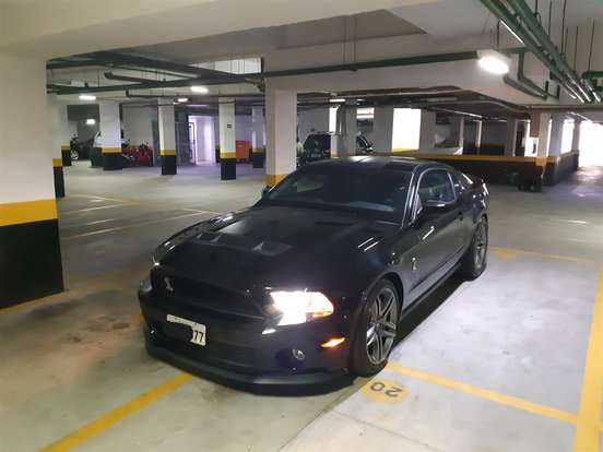 FORD-MUSTANG-2011