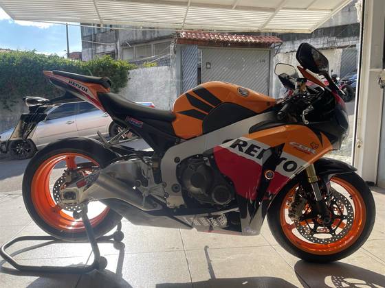 HONDA CBR 1000RR FIREBLADE 