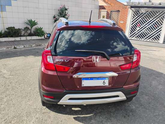 HONDA-WR-V-2018