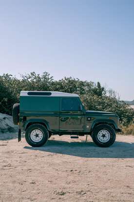 LAND ROVER-DEFENDER-2.5 90 SW TETO RIGIDO 4X4 TURBO INTERCOOLER DIESEL 2P MANUAL LAND ROVER-DEFENDER-2000