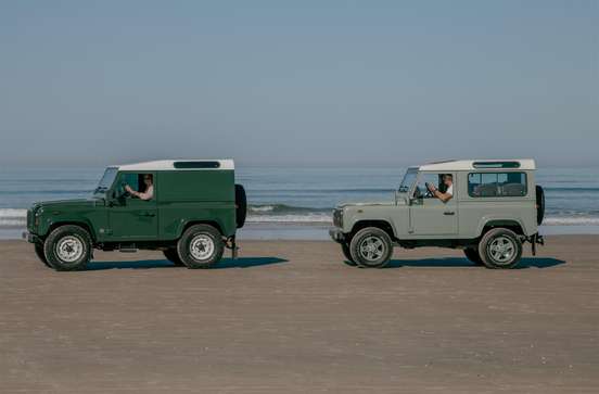 LAND ROVER-DEFENDER-2.5 90 SW TETO RIGIDO 4X4 TURBO INTERCOOLER DIESEL 2P MANUAL LAND ROVER-DEFENDER-2000