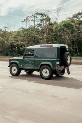 LAND ROVER-DEFENDER-2.5 90 SW TETO RIGIDO 4X4 TURBO INTERCOOLER DIESEL 2P MANUAL LAND ROVER-DEFENDER-2000