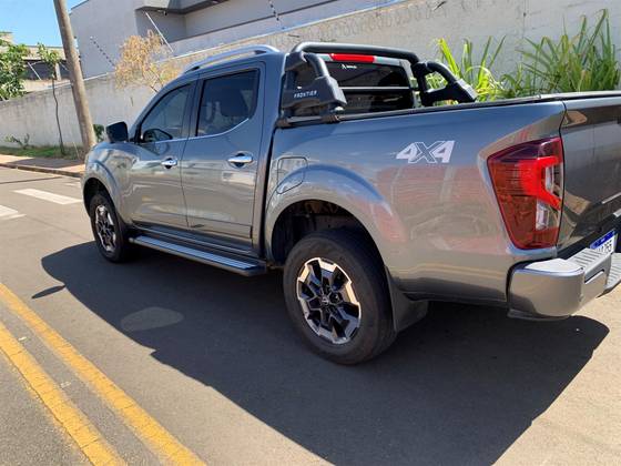 NISSAN FRONTIER 2.3 16V TURBO DIESEL PLATINUM CD 4X4 AUTOMÁTICO